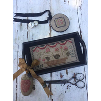 Stacy Nash Primitives - Berry Basket Sewing Tray, Pin Disk and Strawberry Pinkeep