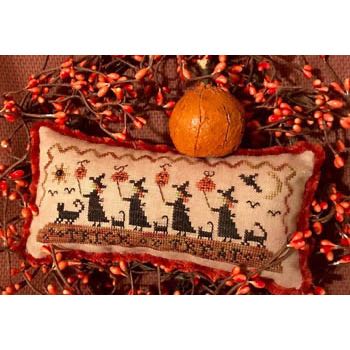 Homespun Elegance - Trick or Treat Parade