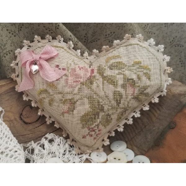 Samplers Not Forgotten - Floral Heart Kit