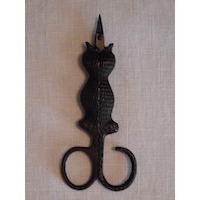 Kelmscott Designs - Primitive Cat Snips