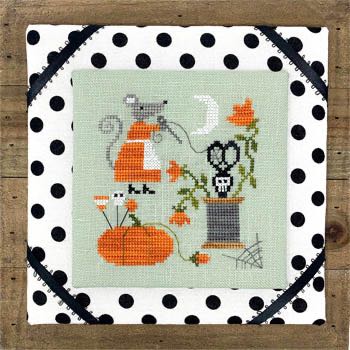Tiny Modernist - Mouse's Halloween Stitching